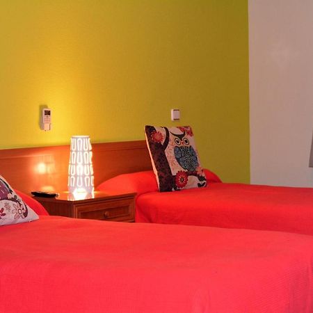 Hostal Gastrobar Carmelo Villarejo de Salvanés Eksteriør bilde
